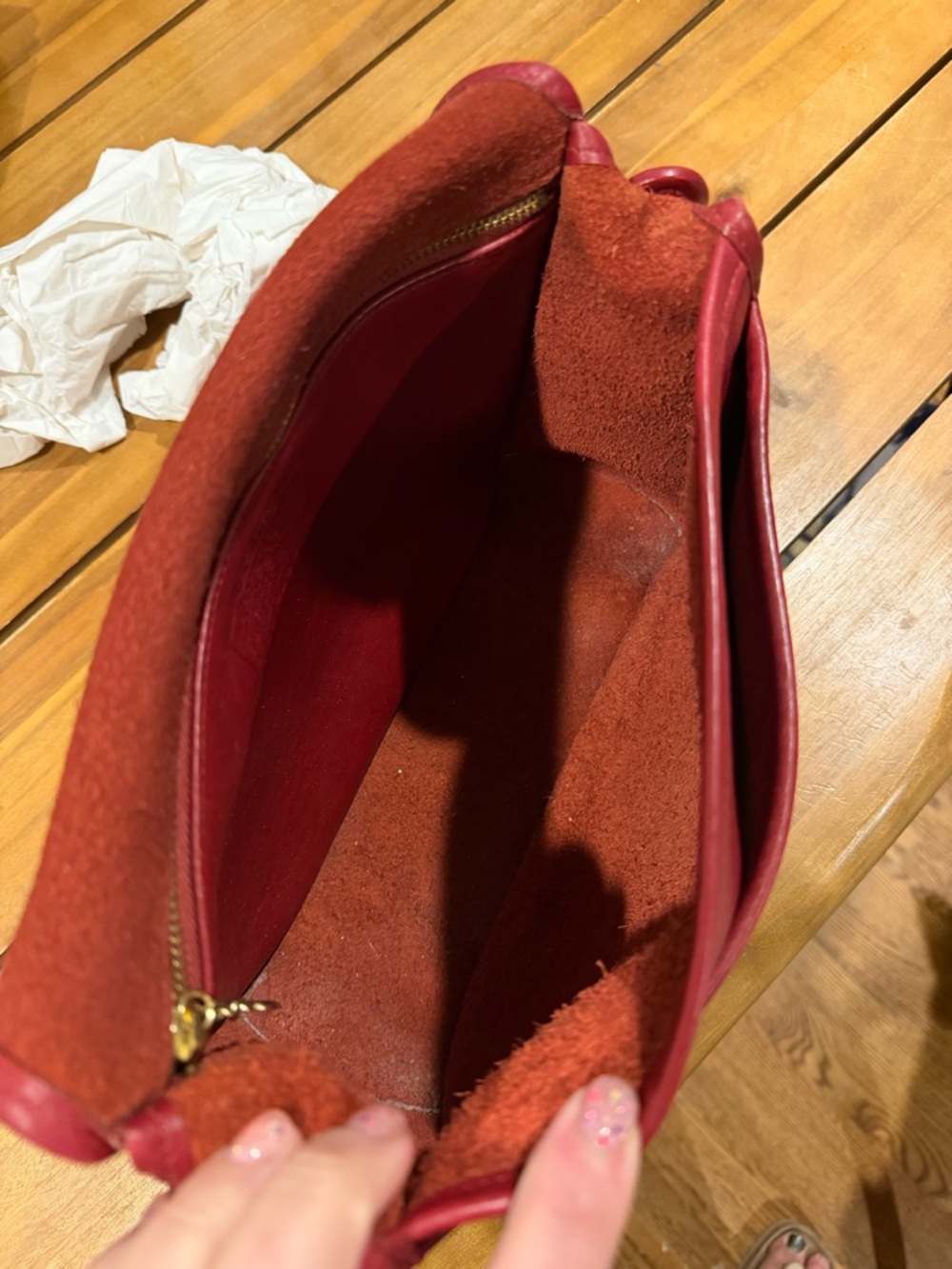 Vintage Coach Red Leather Stewardess 9525 Bag with Gold-Tone Hardware - Picture 8 of 15